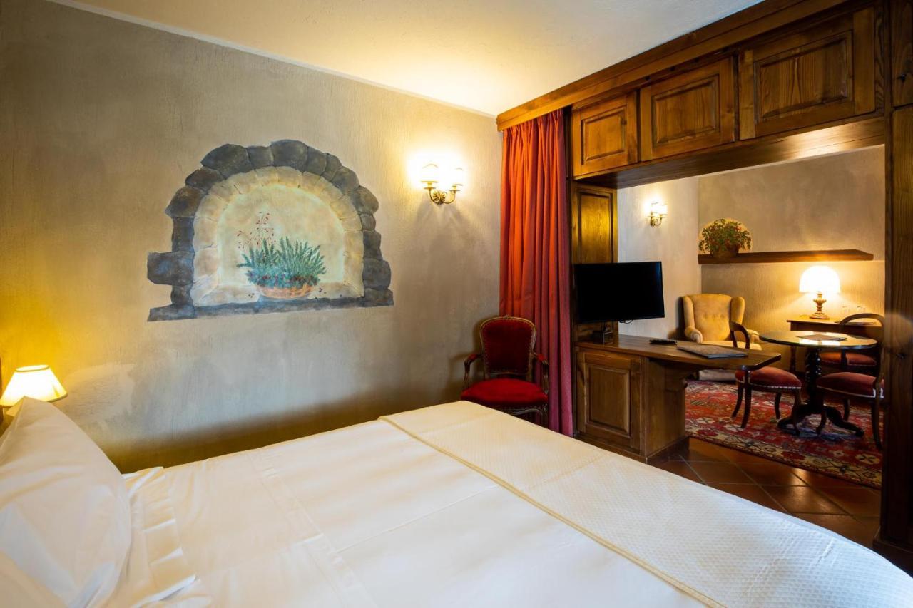 לה סאלה Relais Mont Blanc Hotel & Spa מראה חיצוני תמונה